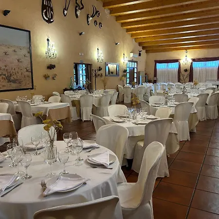 El Castrejon 3* סבררוס