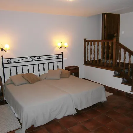 فندق El Castrejon 3*