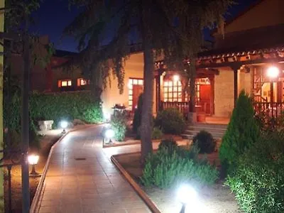 El Castrejon 3* ثيبريروس