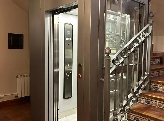 酒店 艾尔卡斯特雷洪酒店 3*