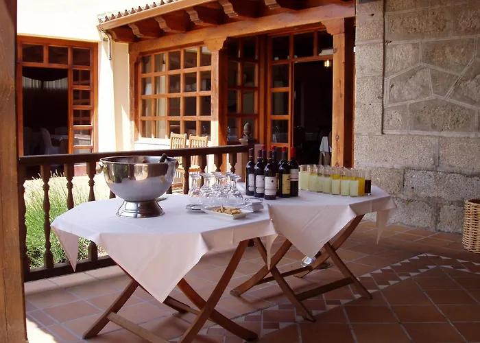 艾尔卡斯特雷洪酒店