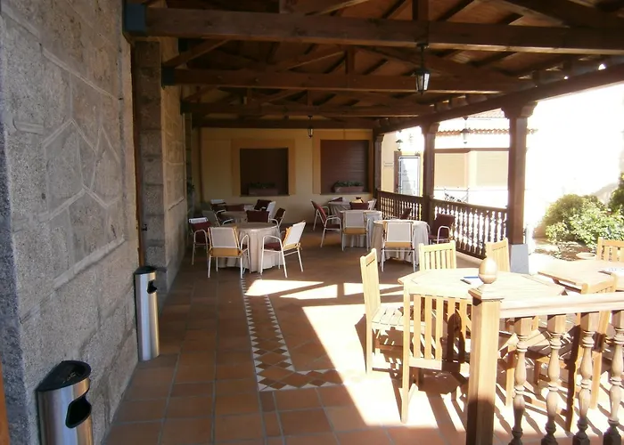 艾尔卡斯特雷洪酒店 酒店